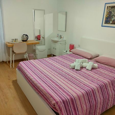 Отель La Casa Di Mimma Матера Номер фото